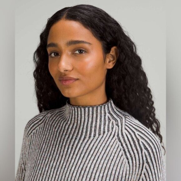 Lululemon Cotton-Cashmere Blend Mock-Neck Sweater - Picture 3 of 11